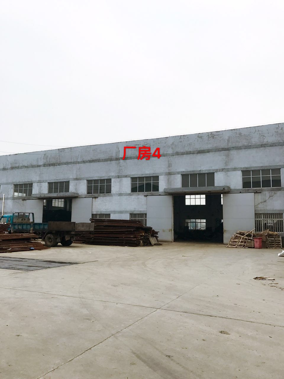 厂房正门图