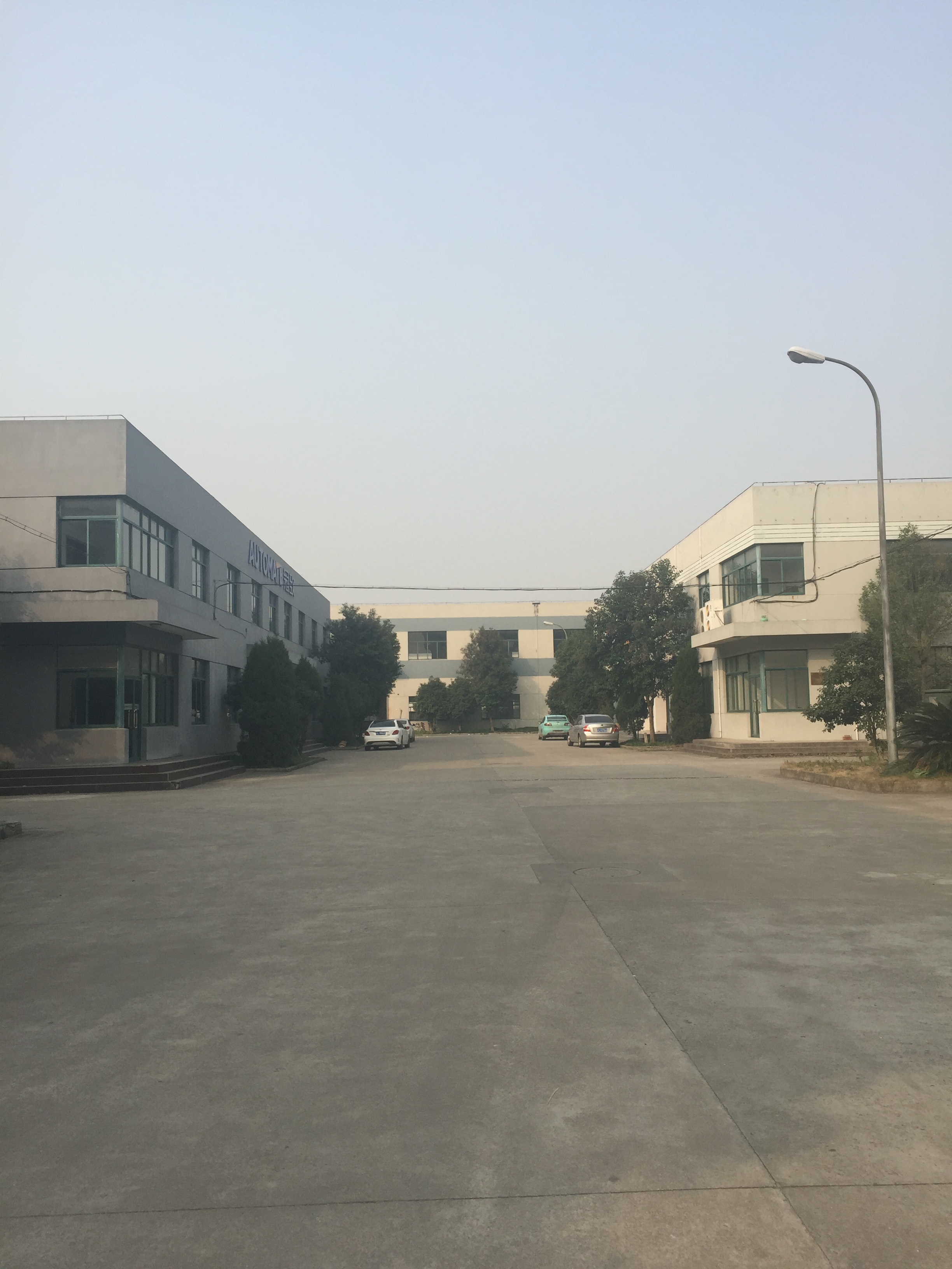 厂房正门图