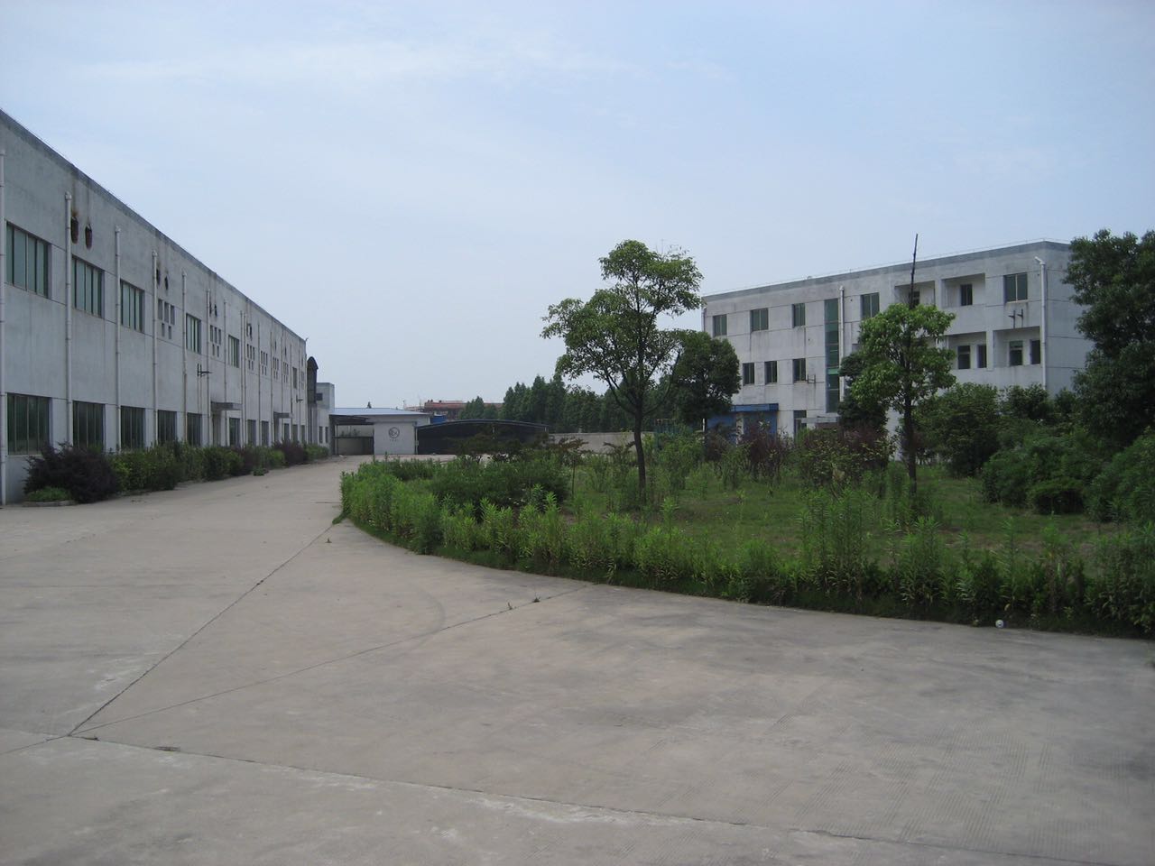 厂房正门图