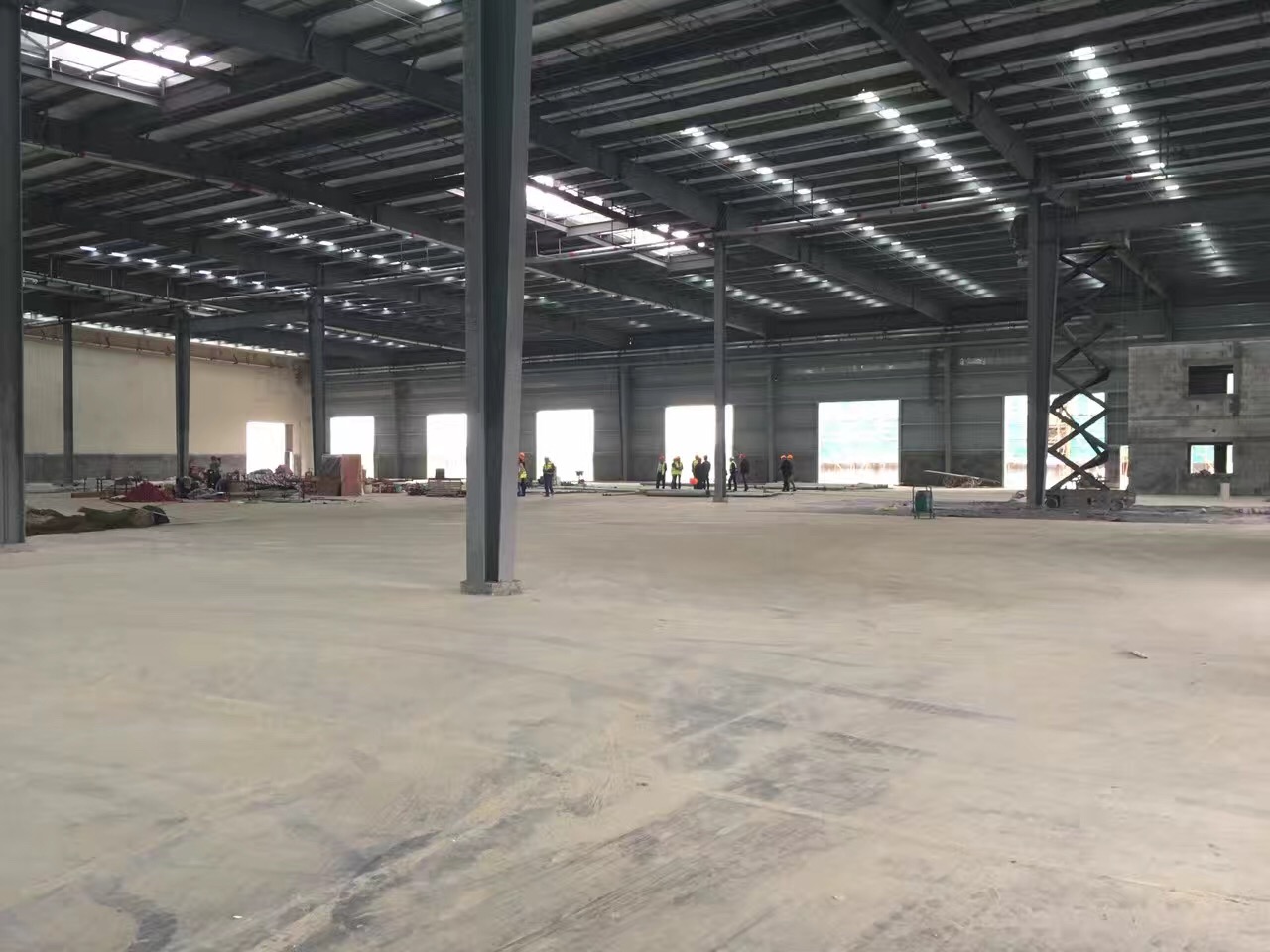 全新带卸货平台标准物流仓库出租