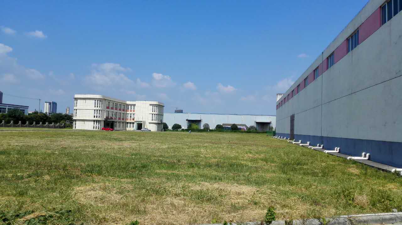 厂房正门图