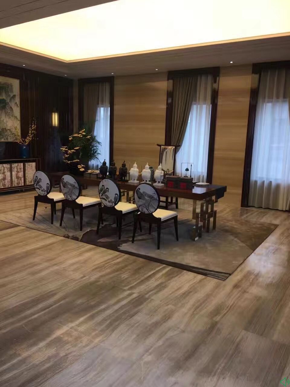 厂房正门图