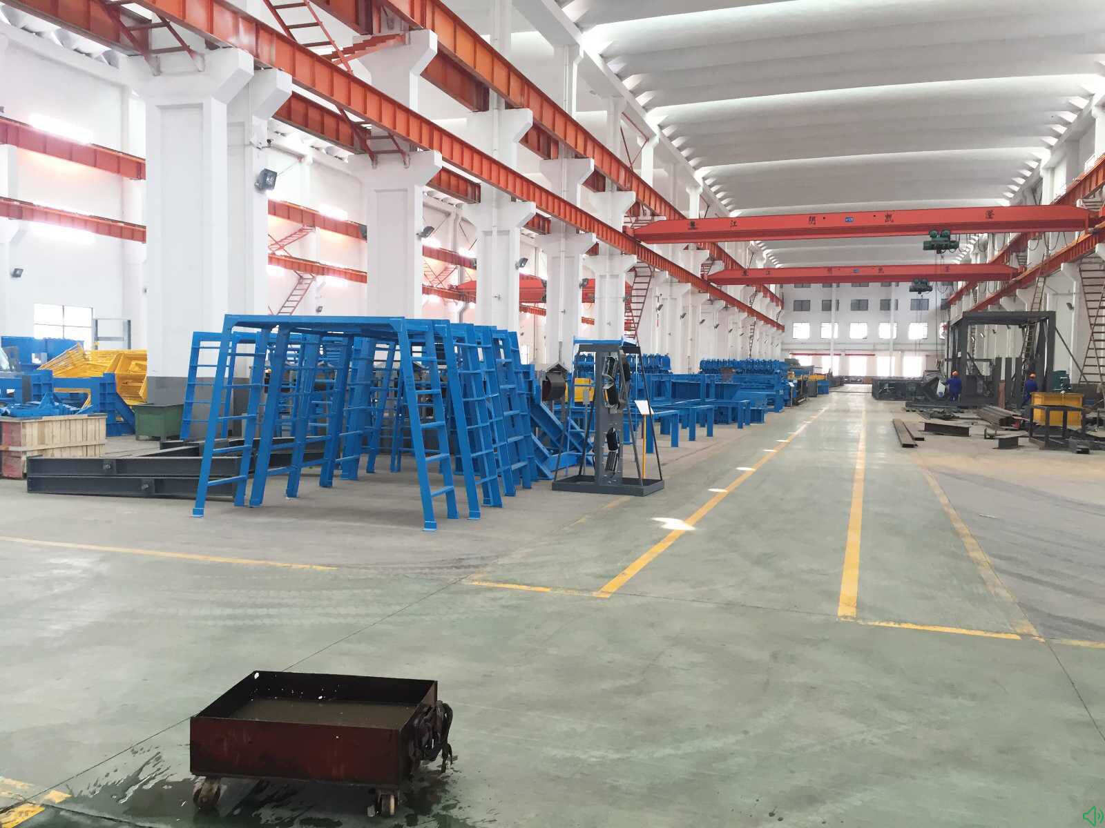 厂房正门图