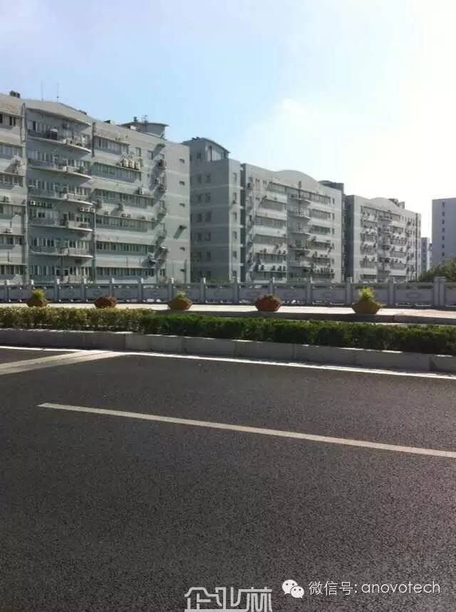厂房正门图