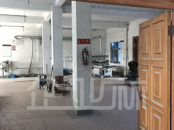 厂房正门图