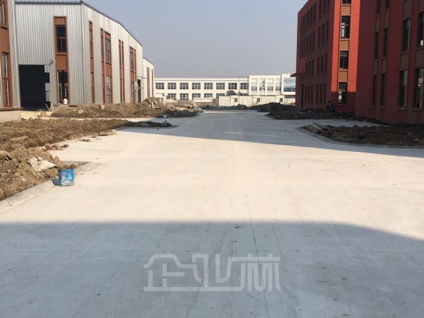 厂房正门图