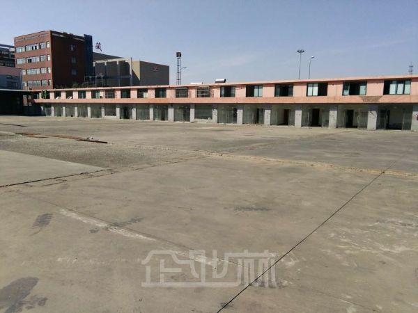 厂房正门图