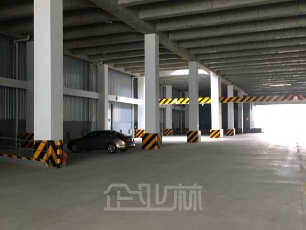 仓库正门图