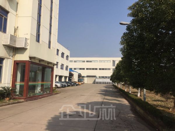 厂房正门图