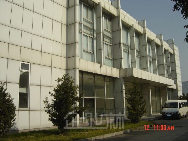 厂房正门图