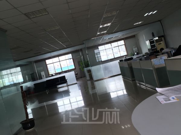 厂房正门图