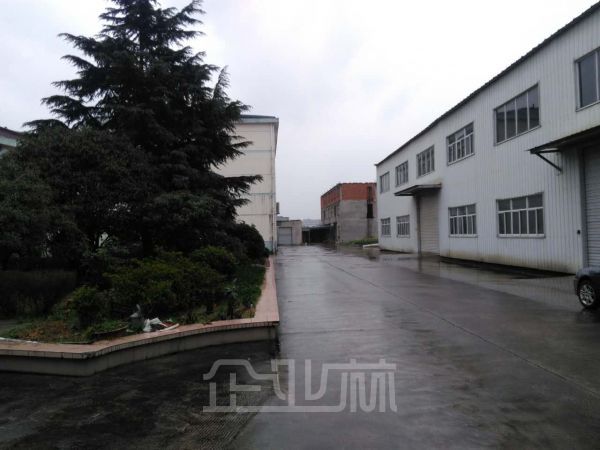 厂房正门图
