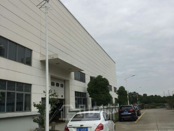 苏州工业园区湖东7600平精装单层厂房出租