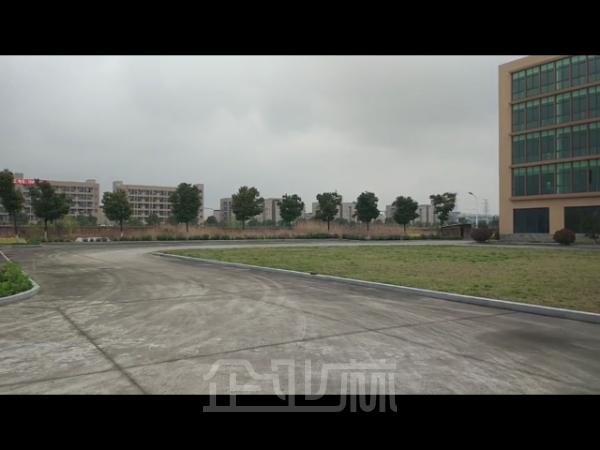厂房正门图