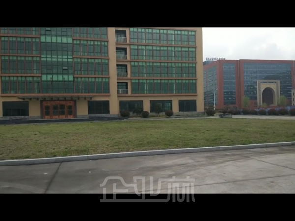 厂房正门图