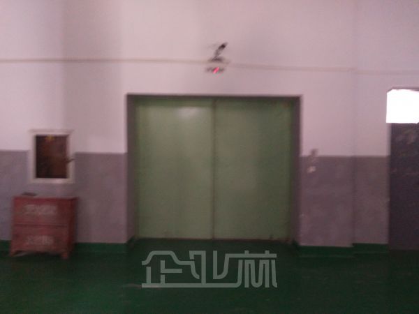 仓库正门图