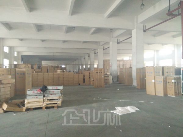 厂房正门图