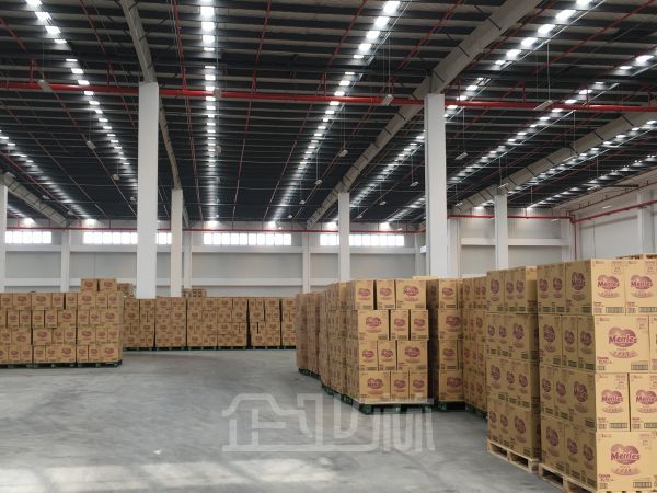 仓库正门图