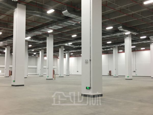 仓库正门图
