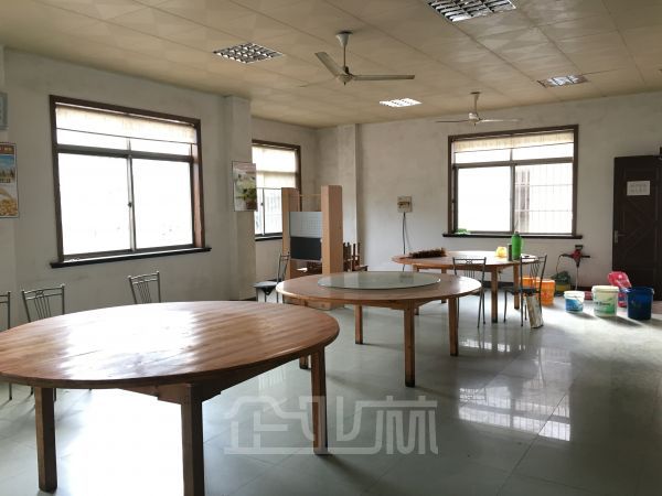 厂房正门图