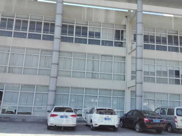 厂房正门图