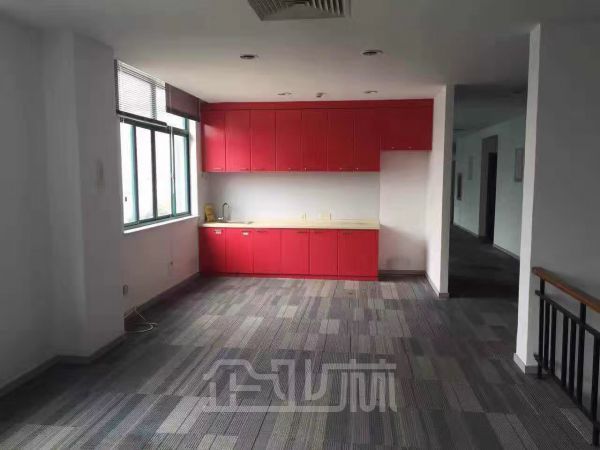 厂房正门图