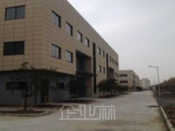 常熟经济开发区10627平米标准厂房   15元/月.平米   可分割