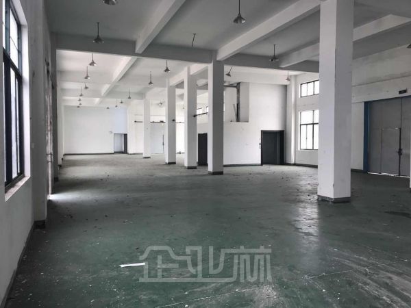 厂房正门图