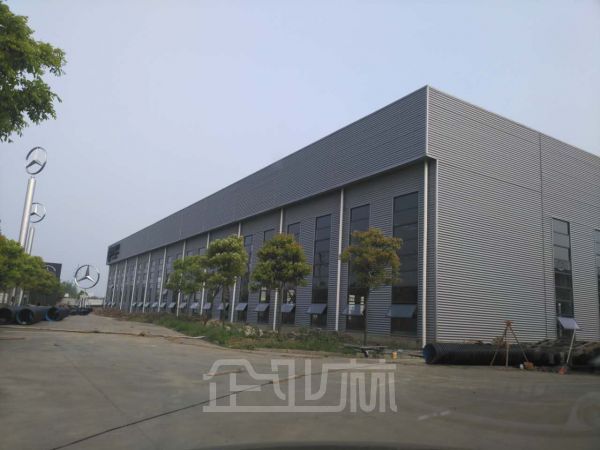 厂房正门图