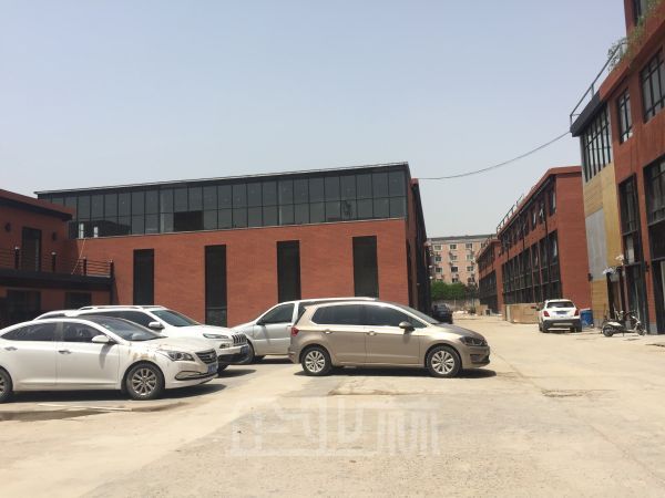 办公正门图