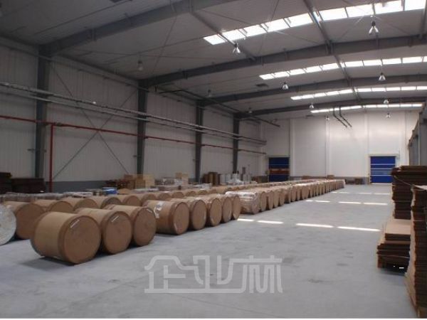 厂房正门图
