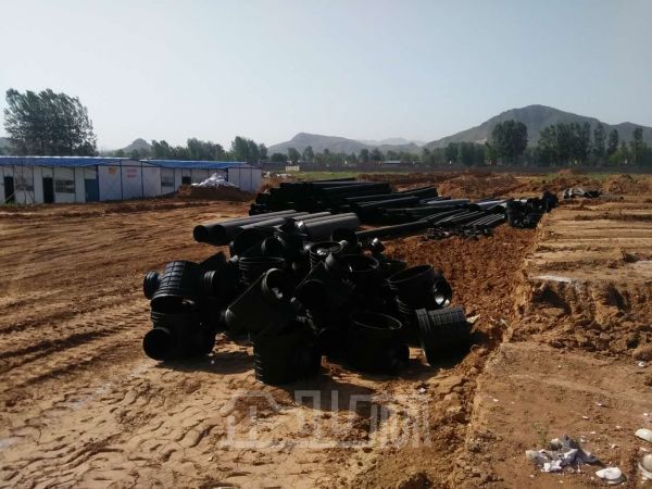 土地正门图