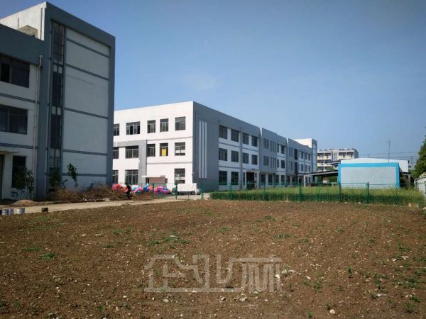 厂房正门图