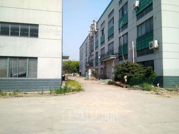 厂房正门图