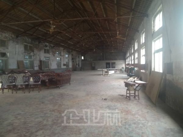 厂房正门图