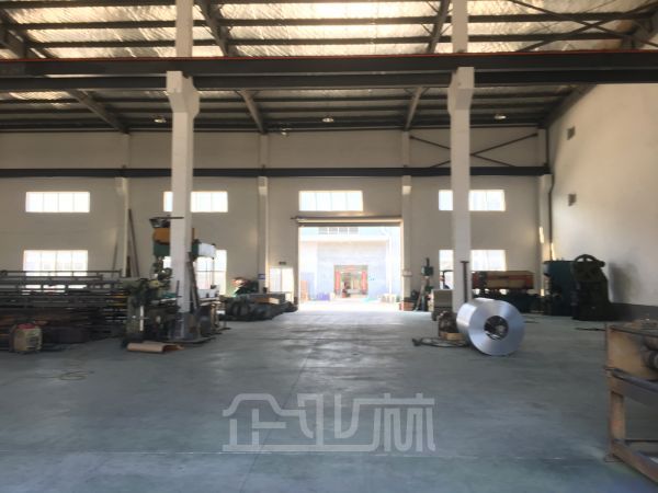 厂房正门图
