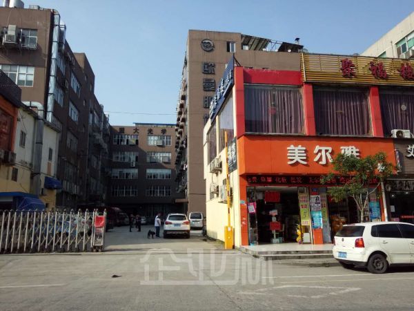 厂房正门图
