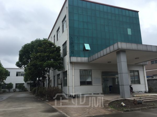厂房正门图