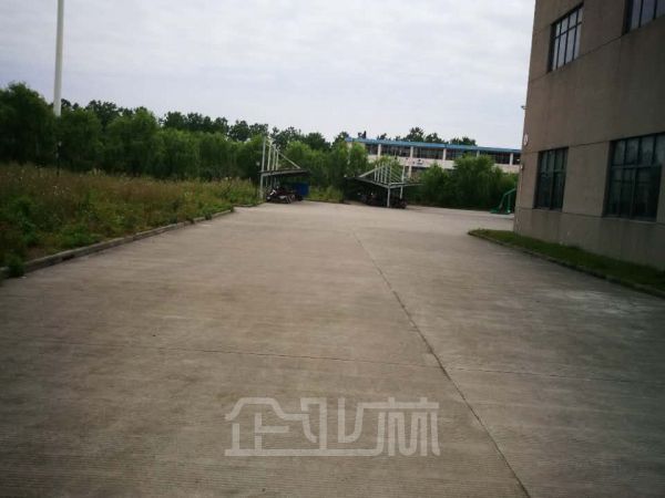 厂房正门图