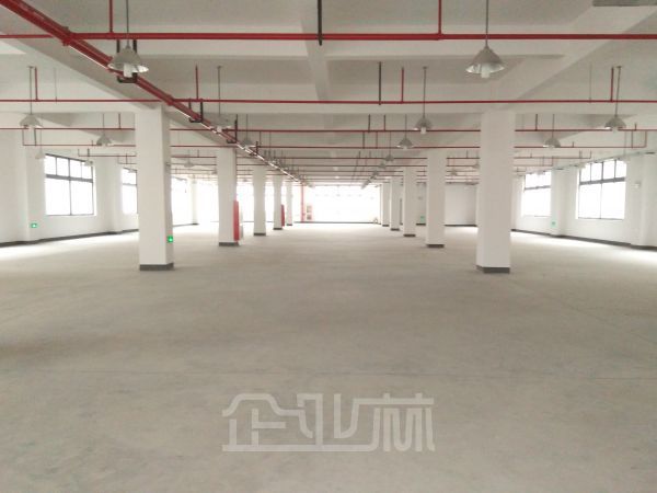 104板块独门独院25亩 建筑面积33600平 1.1亿