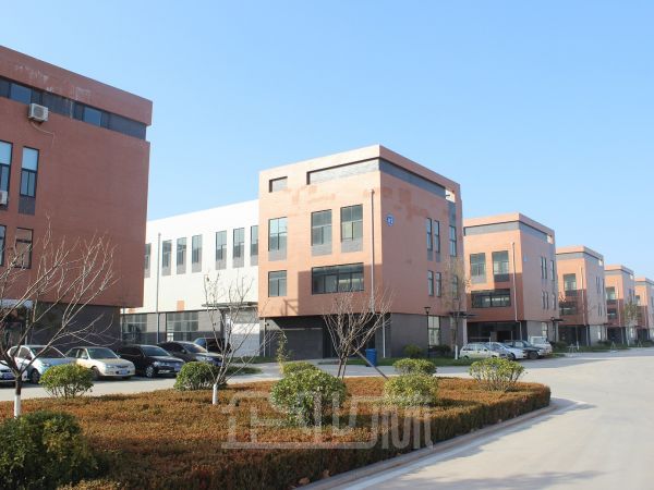 厂房正门图