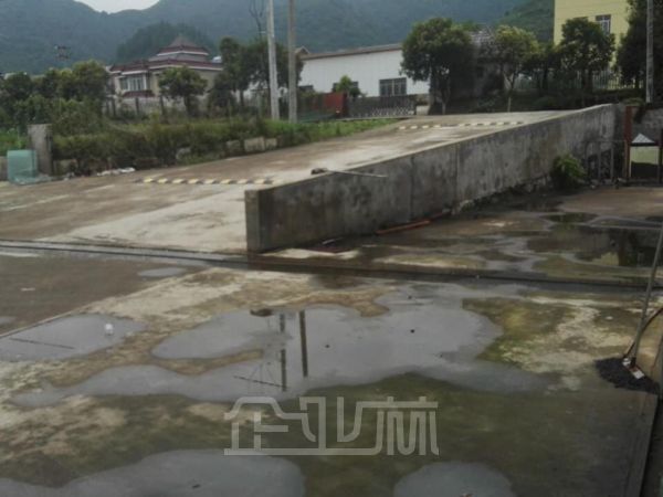 厂房正门图