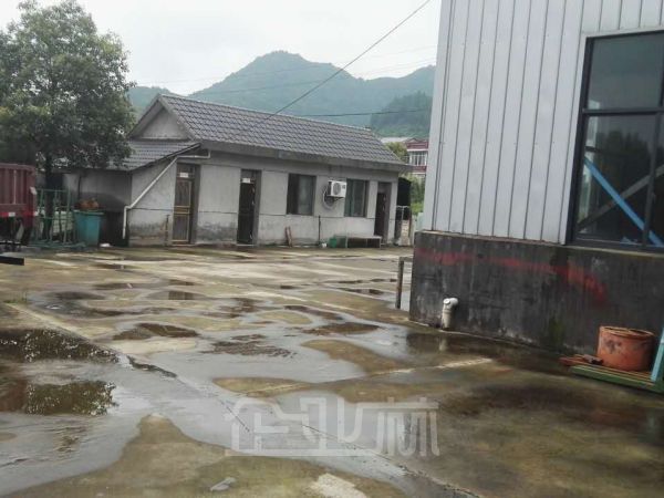厂房正门图