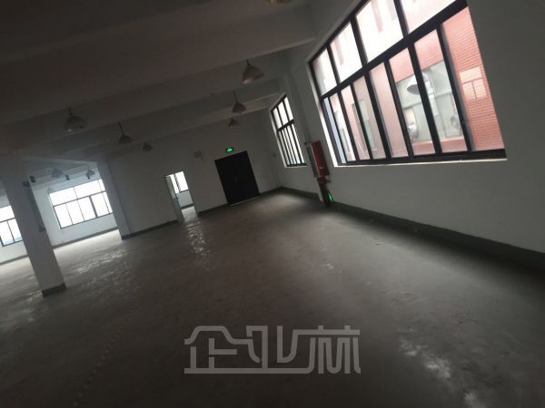 厂房正门图