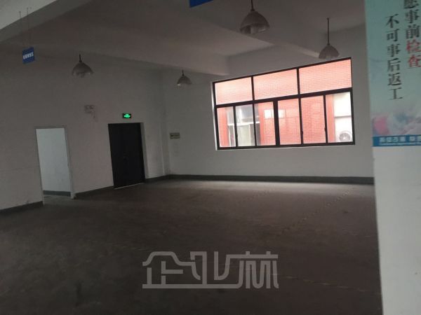 厂房正门图