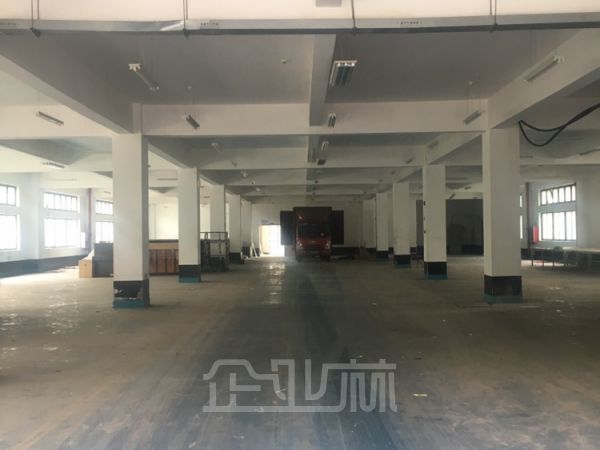 厂房正门图