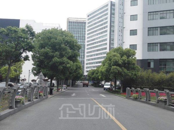 厂房正门图