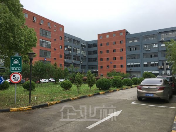 厂房正门图