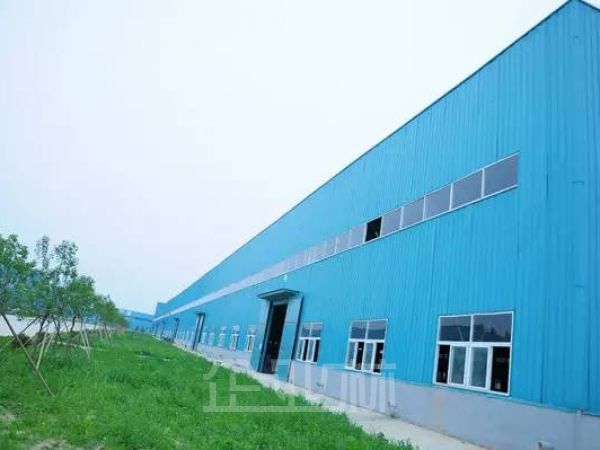 厂房正门图