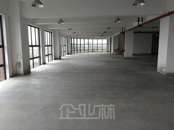 厂房正门图